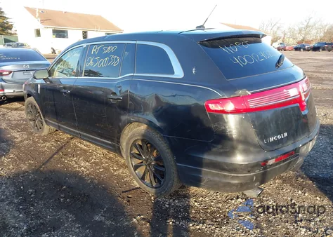 2010 Lincoln Mkt Ecoboost z USA, uszkodzony, nr VIN 2LMHJ5AT3ABJ06786